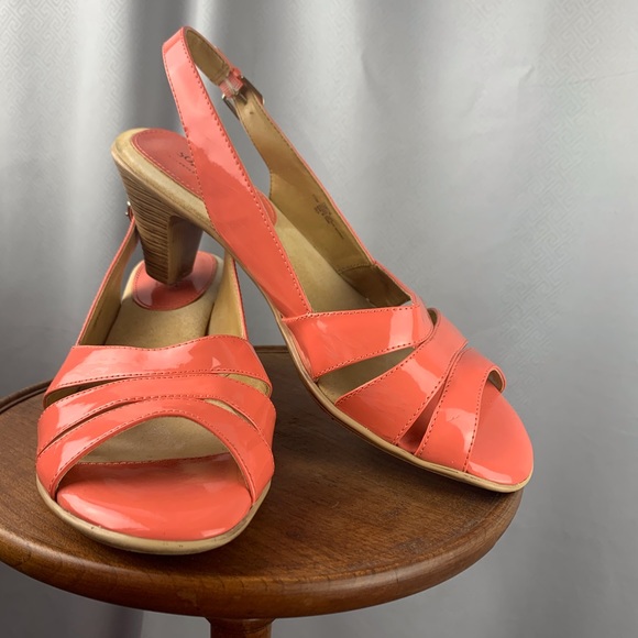 Peach Patent Leather Heels - Picture 1 of 5